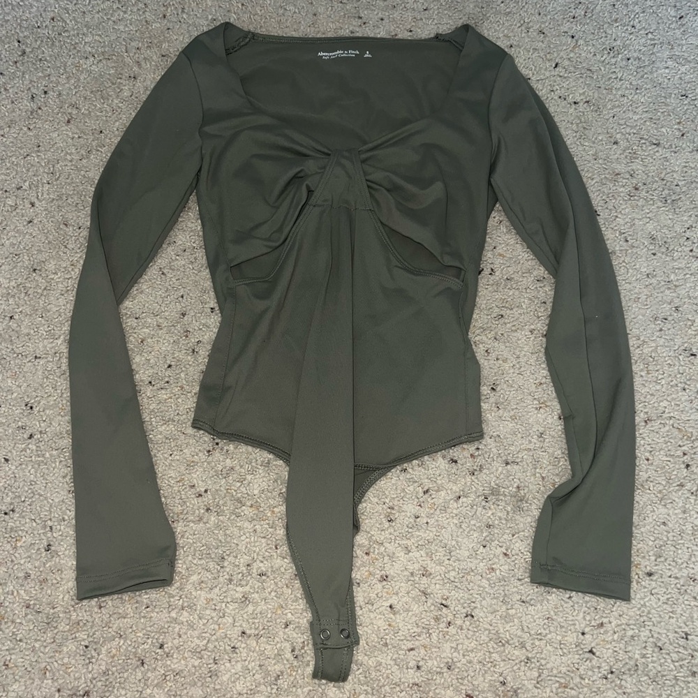 Abercrombie & Fitch Green Long Sleeve Tie Front Bodysuit